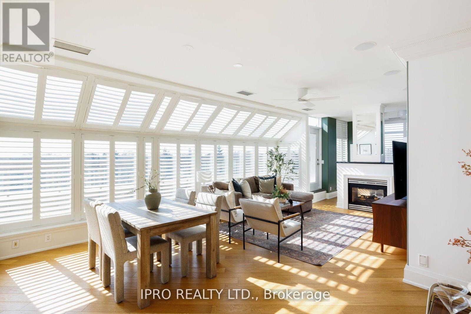 Property at PH 604 - 935 ROYAL YORK ROAD image 5