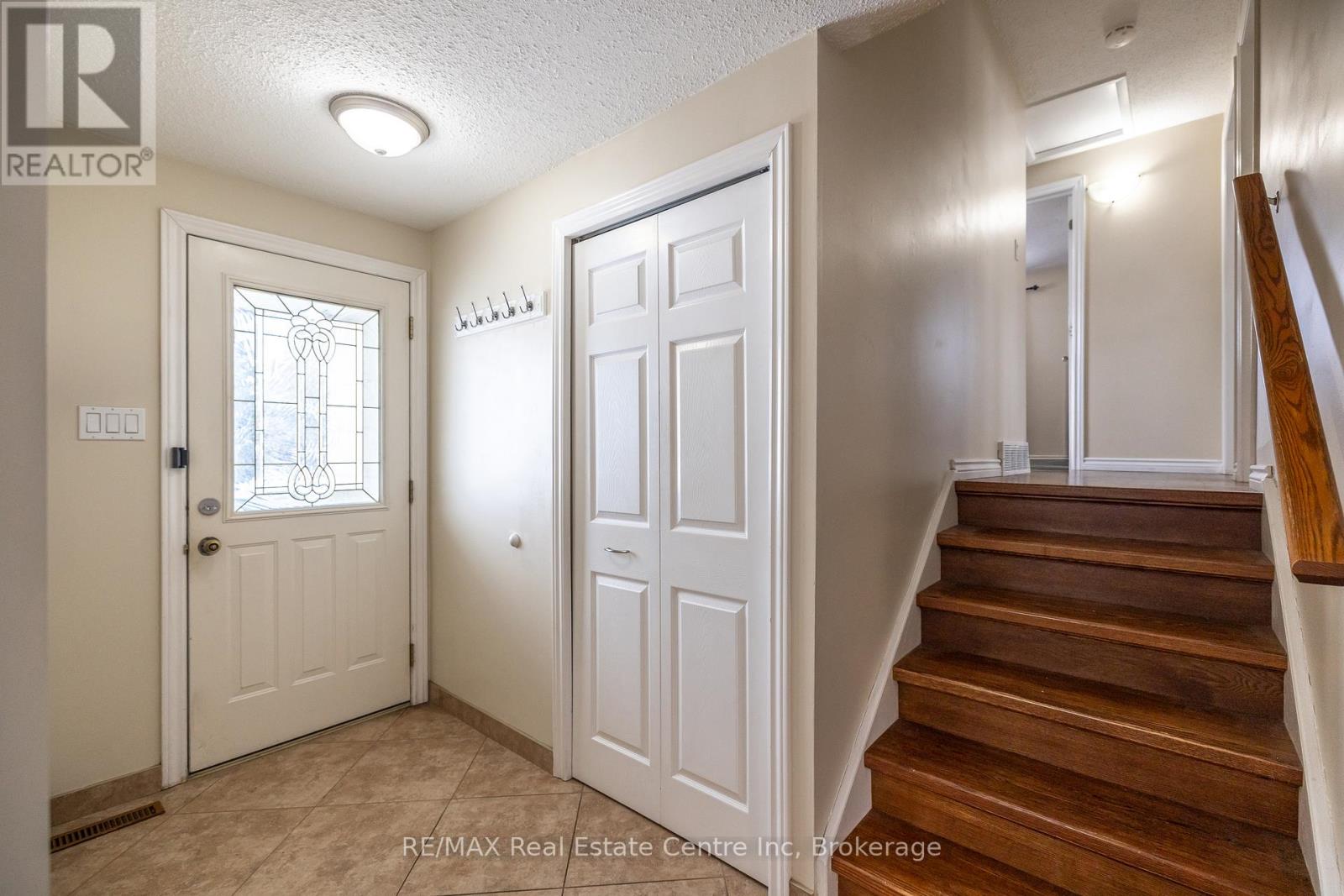 461 Strasburg Road, Kitchener, Ontario N2E 1P1 - Photo 9 - X11974537