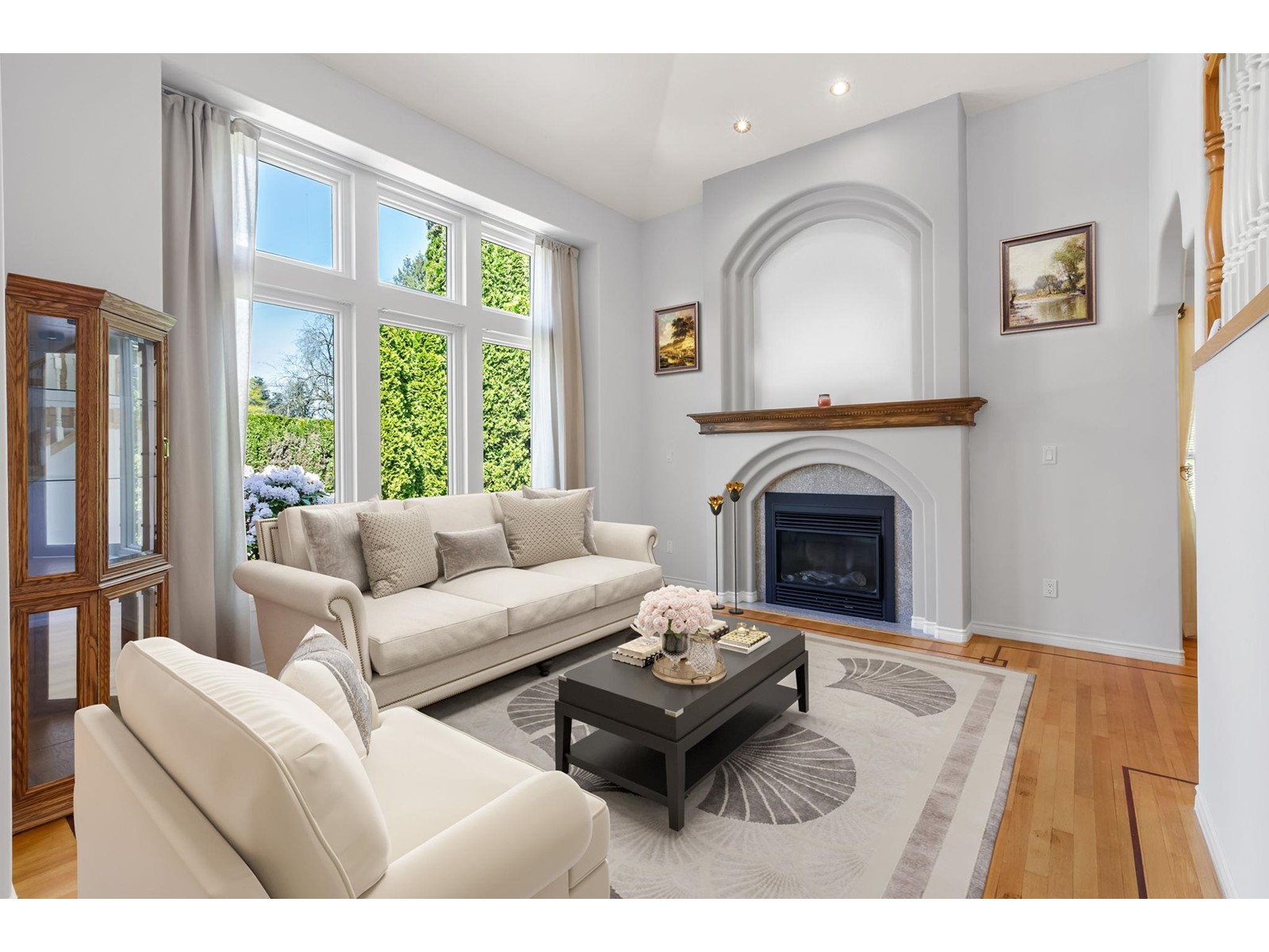 Property at 11898 CHATEAU WYND image 3