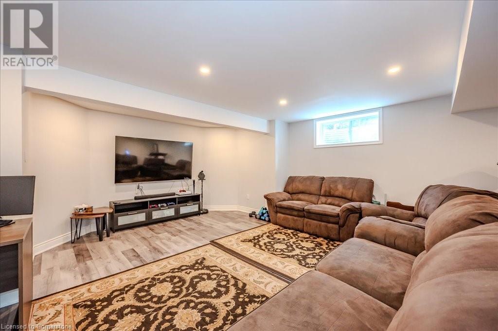 917 Fung Place, Kitchener, Ontario N2A 4M3 - Photo 32 - 40722866