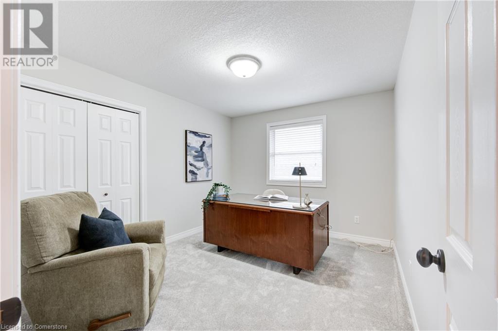 Photo 15 of 47 for 4 Hickory Lane