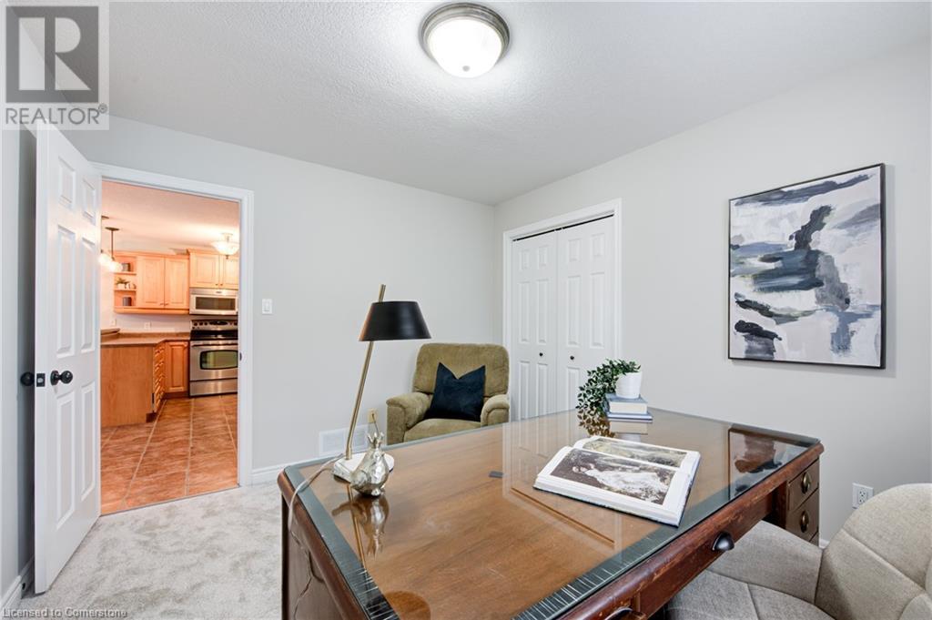 Photo 16 of 47 for 4 Hickory Lane