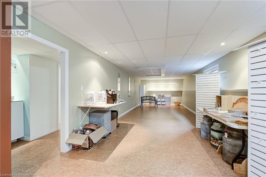 Photo 25 of 47 for 4 Hickory Lane