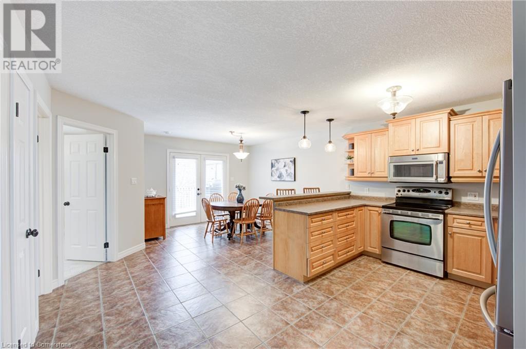 Photo 8 of 47 for 4 Hickory Lane