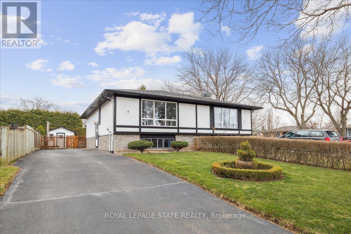 4 GLENGROVE AVENUE, Grimsby, Ontario