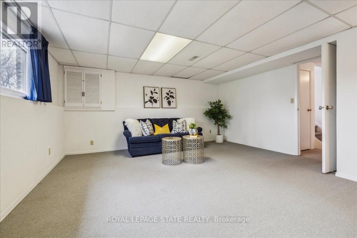 Property at 4 GLENGROVE AVENUE image 5