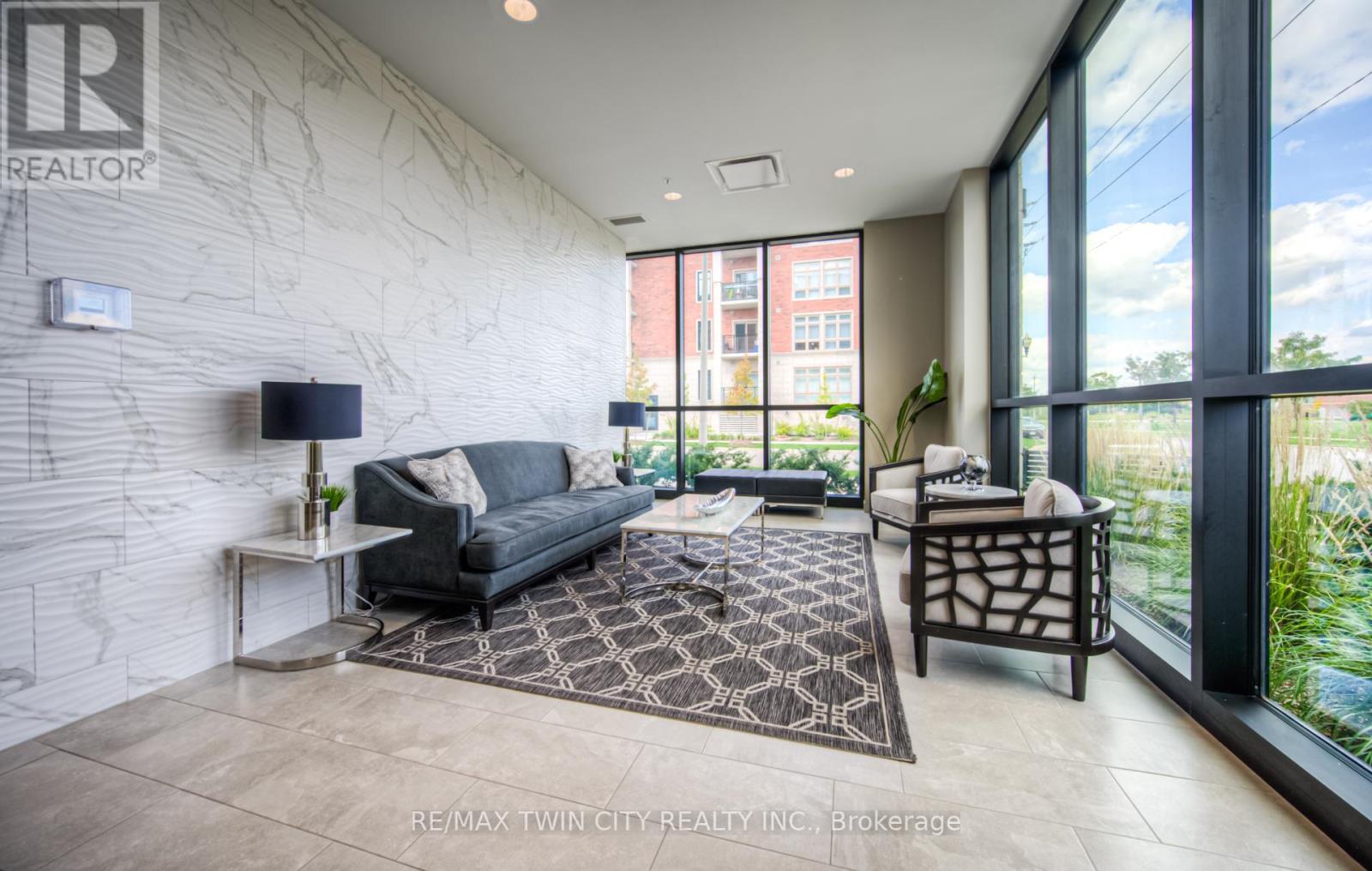 406 - 175 Commonwealth Street, Kitchener, Ontario  N2E 0H4 - Photo 6 - X12112749