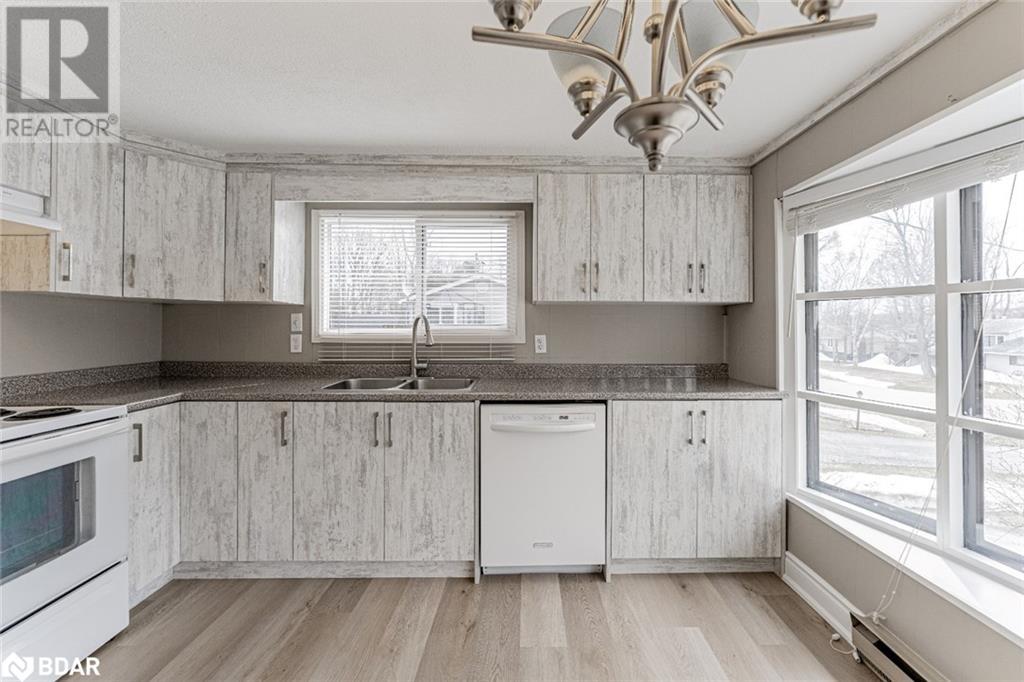 Property at 20 SARNA Drive image 5