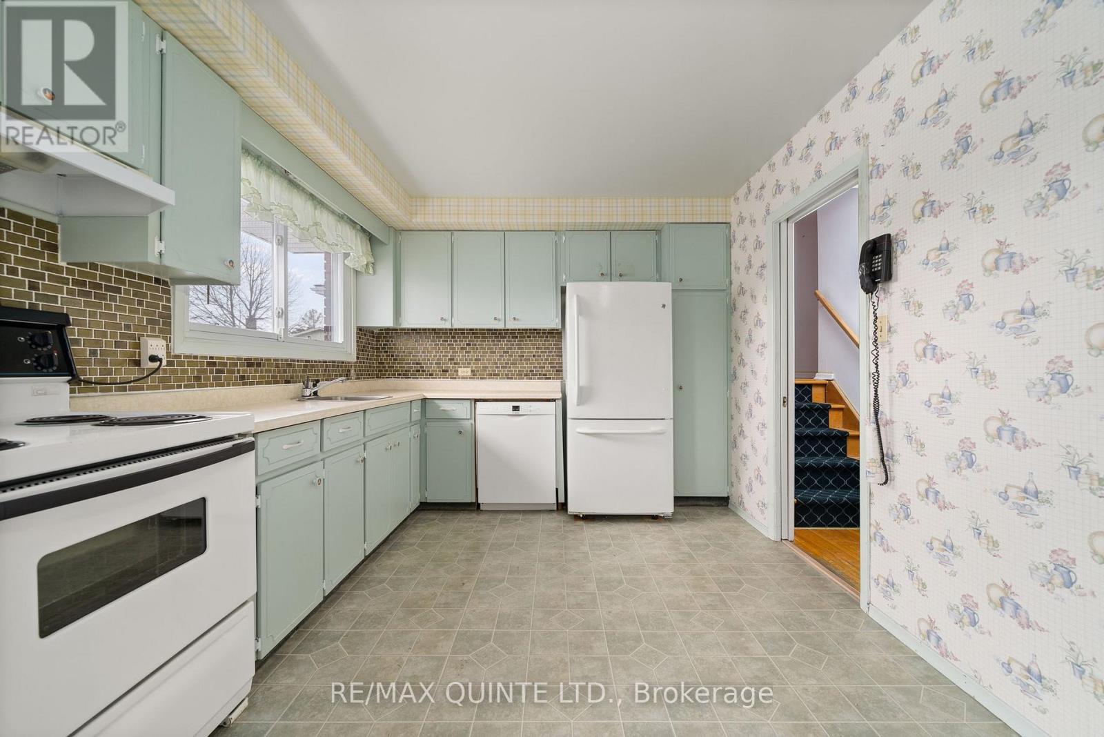 5 Joyce Crescent, Belleville, Ontario K8N 1Y6 - Photo 13 - X12112879