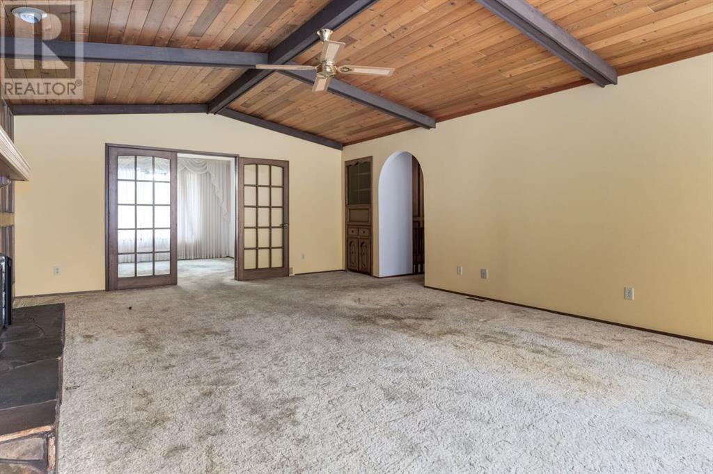 Property at 6927 Bow Crescent NW image 5
