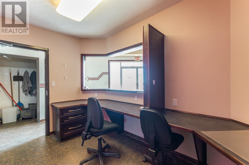 #10 19447 Hwy 12, Stettler, Alberta  T0C 2L0 - Photo 10 - A2186429