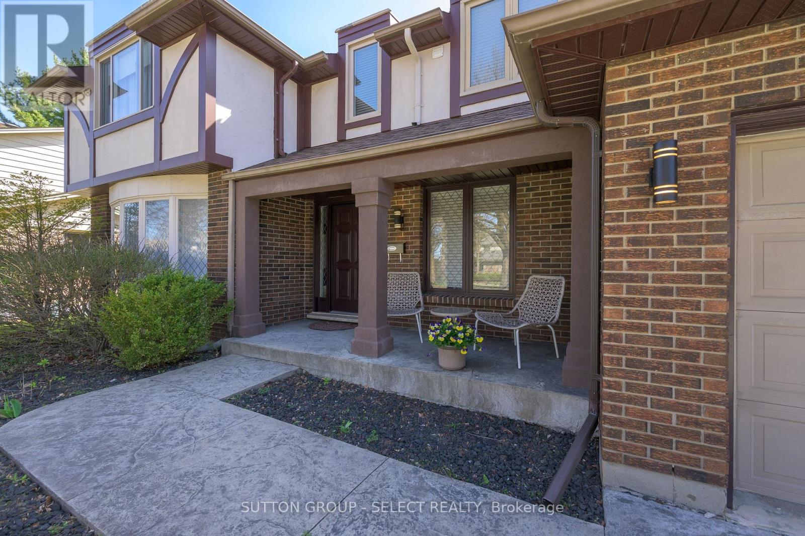 Property at 863 GRIFFITH STREET image 3