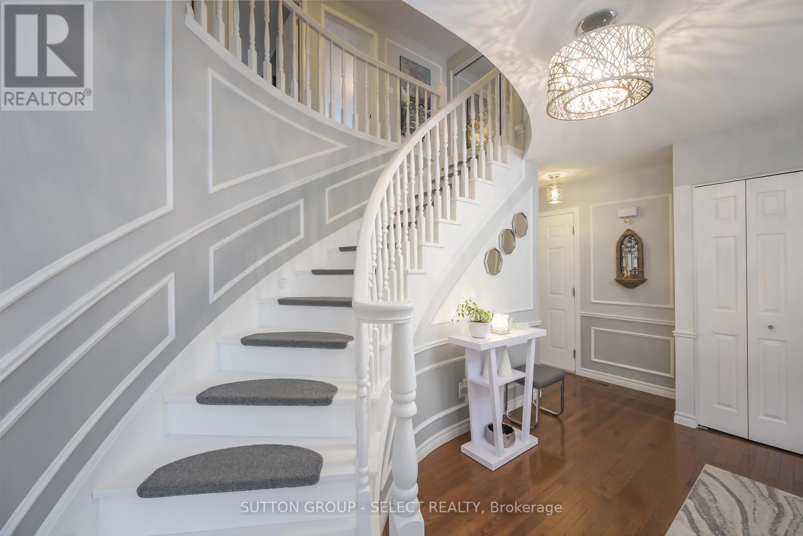 Property at 863 GRIFFITH STREET image 5