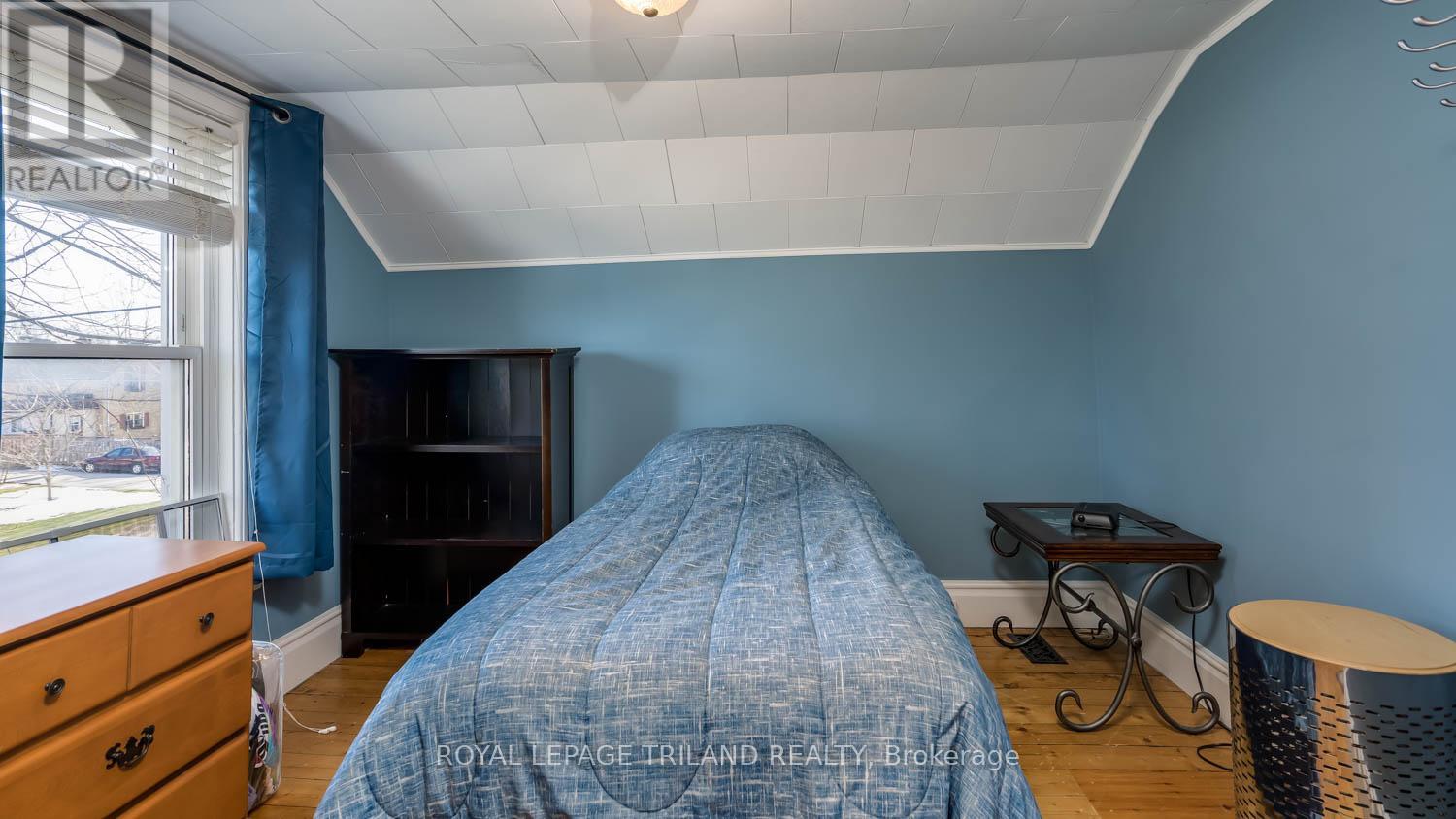 173 Centre Street E, Strathroy Caradoc, Ontario  N7G 1T3 - Photo 16 - X12112929
