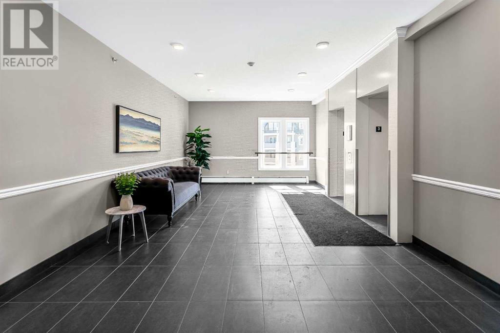 Property at 301, 20 Mahogany Mews SE image 4