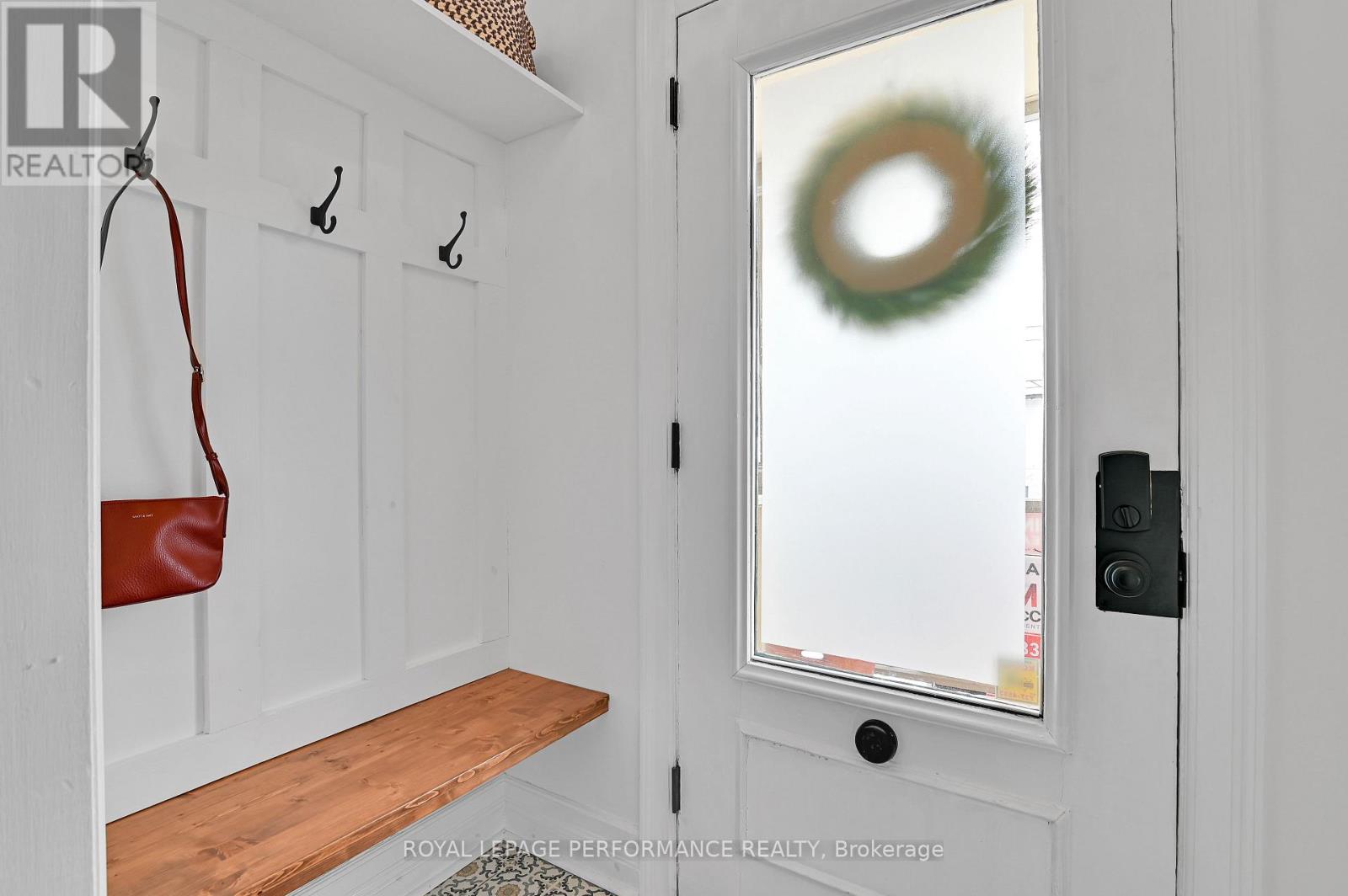 Property at 194 CHARLOTTE STREET image 2