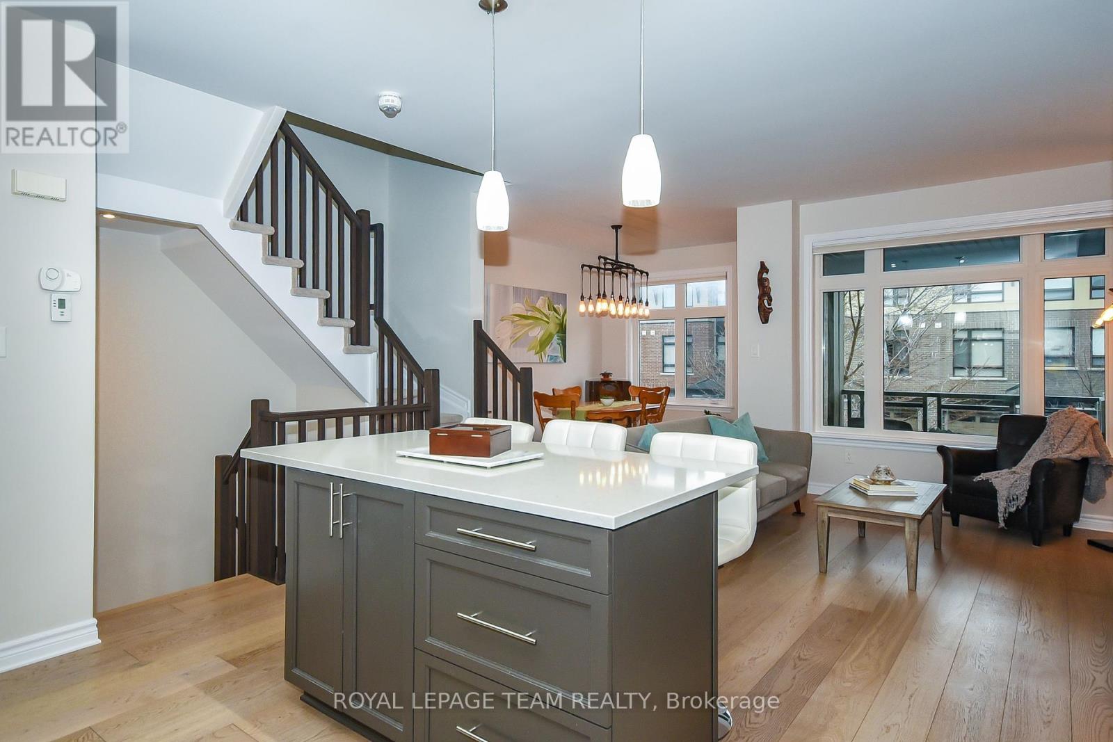 342 Twinflower Way, Ottawa, Ontario  K2J 5Z6 - Photo 13 - X12112826