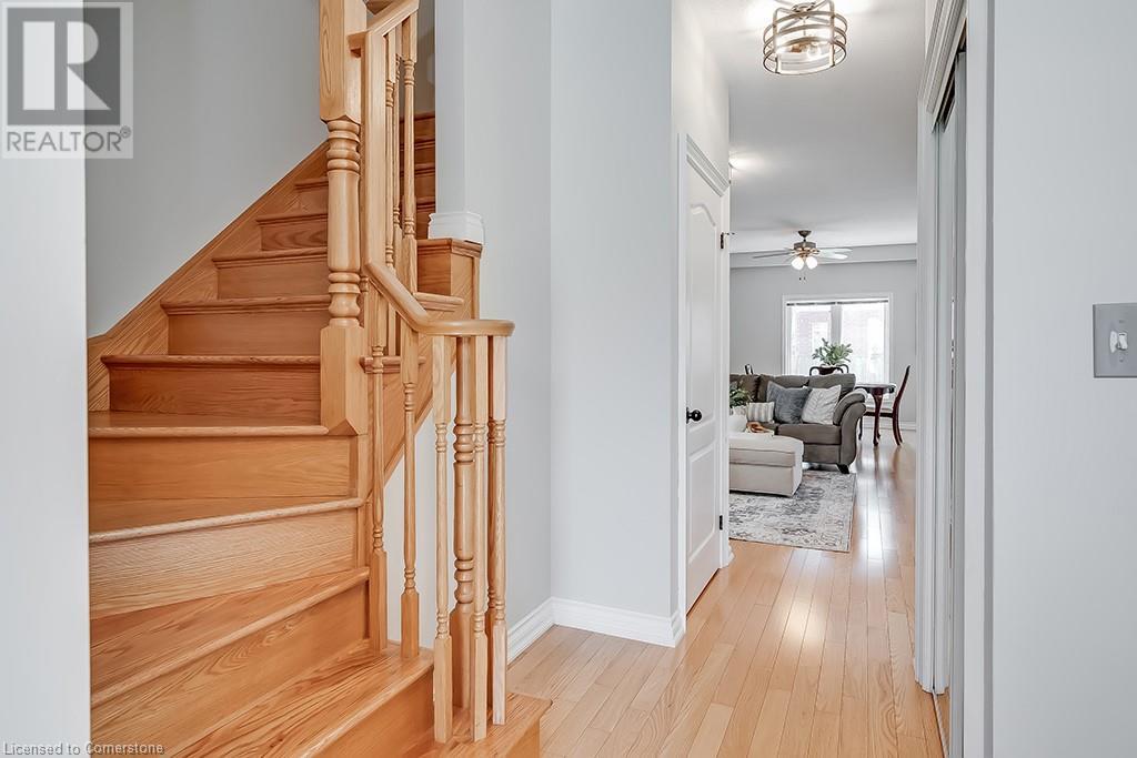 Property at 31 TIDEMORE Heights image 2