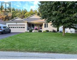 100 HEDGEWOOD LANE, Gravenhurst, Ontario