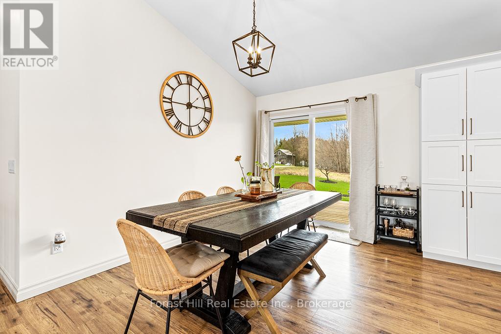 182 Alma Street, Chatsworth, Ontario  N0H 2S0 - Photo 8 - X12112899