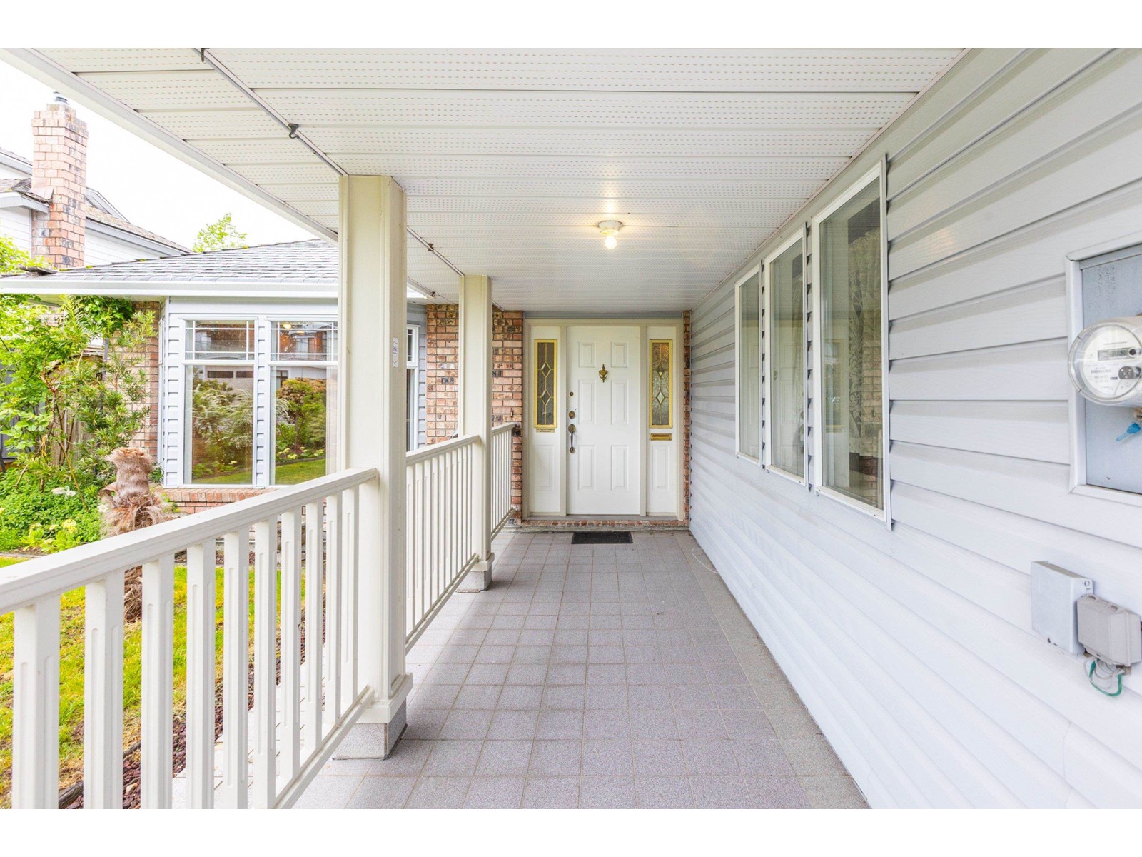5979 135 Street, Surrey, British Columbia  V3X 1L2 - Photo 3 - R2994738