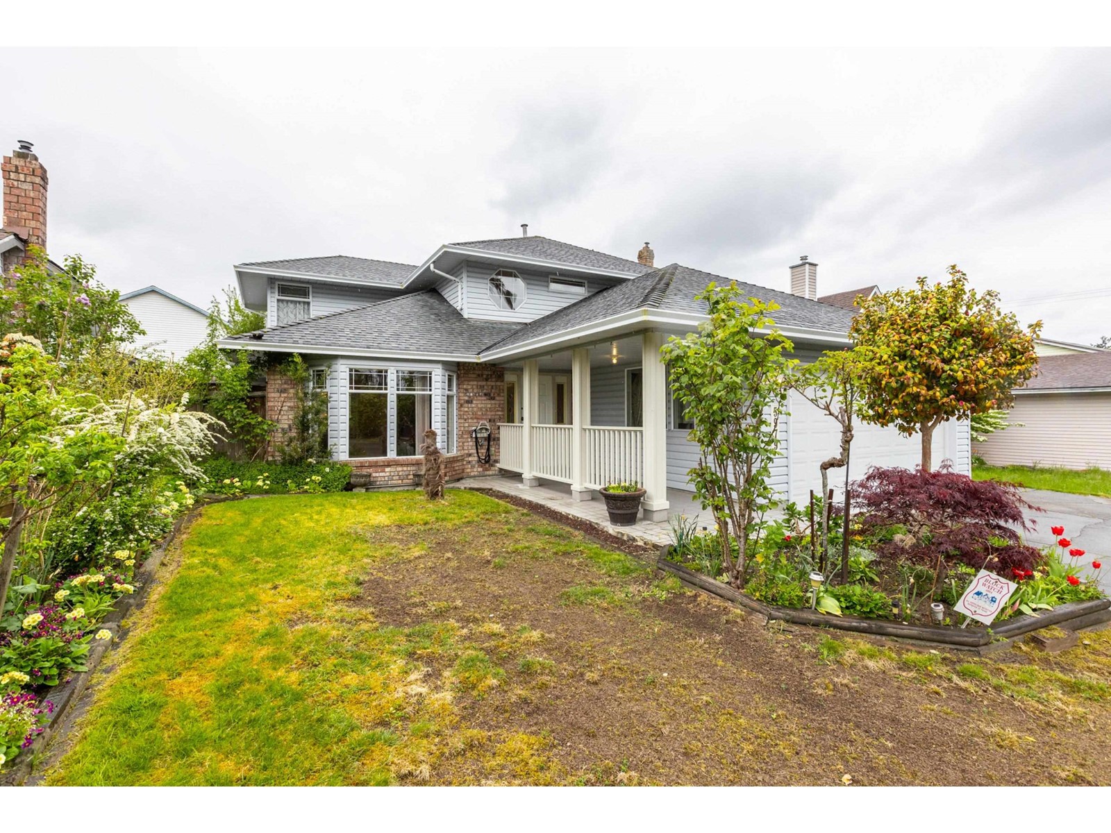 5979 135 Street, Surrey, British Columbia  V3X 1L2 - Photo 2 - R2994738