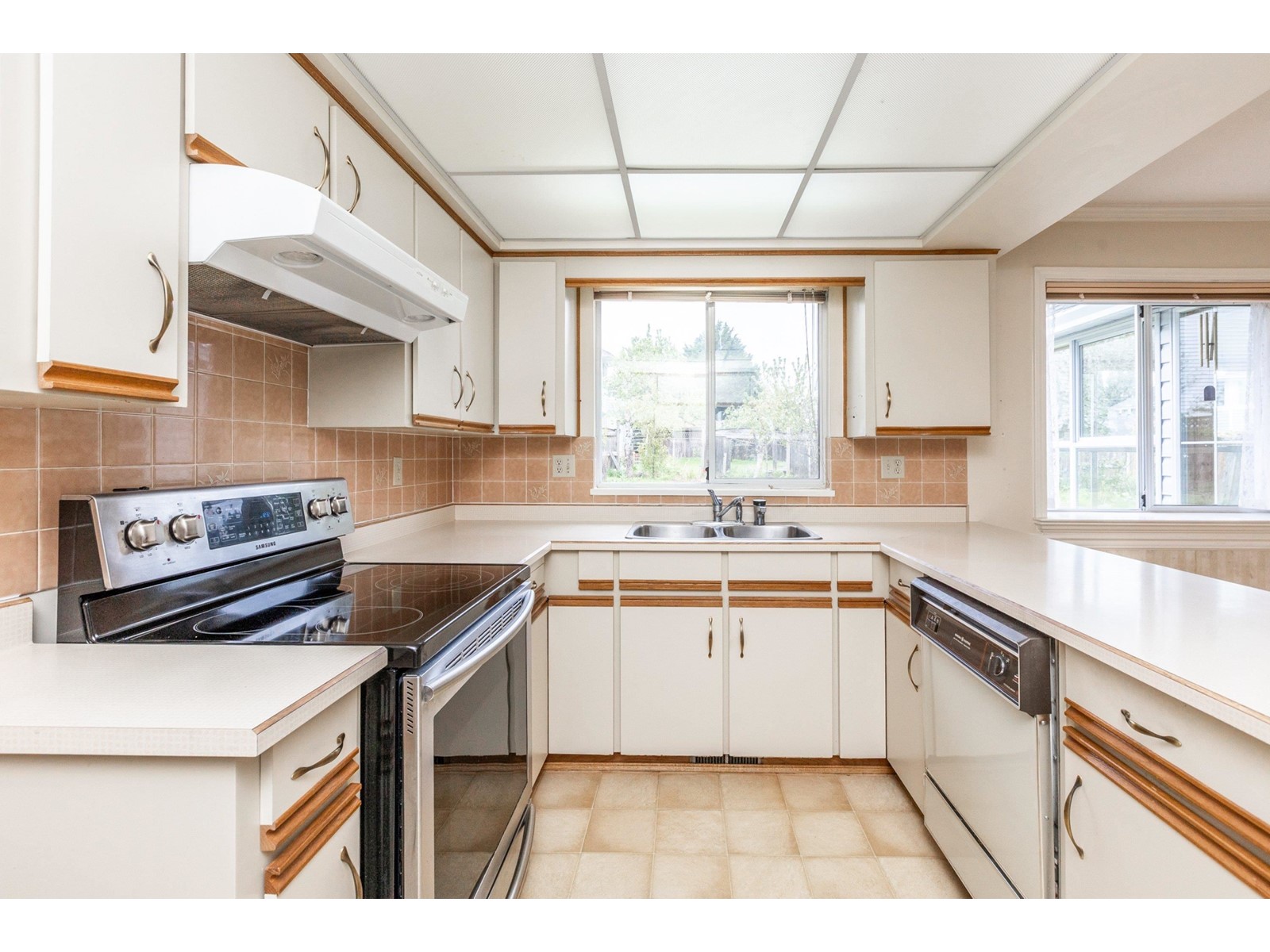 5979 135 Street, Surrey, British Columbia  V3X 1L2 - Photo 12 - R2994738