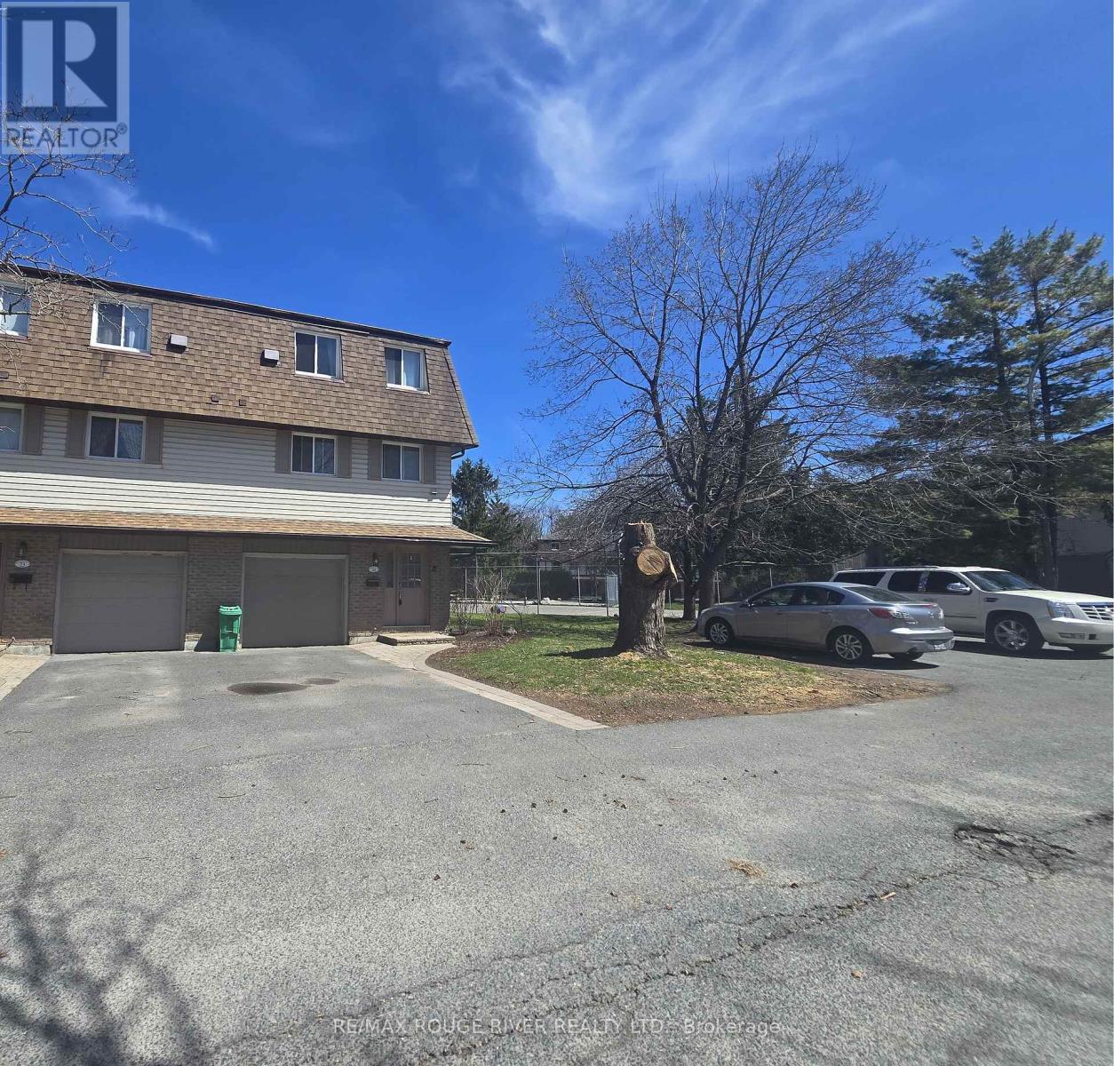 24 - 30 Champlain Crescent, Peterborough North, Ontario  K9L 1T1 - Photo 1 - X12035768