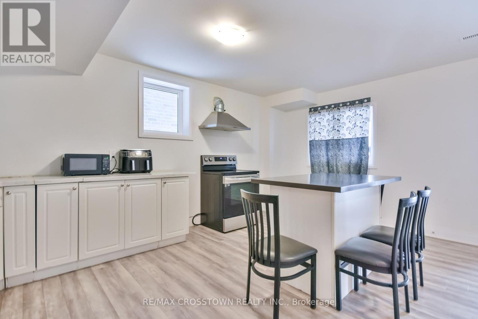 119 Franklin Trail, Barrie, Ontario  L9J 0B1 - Photo 38 - S12108544