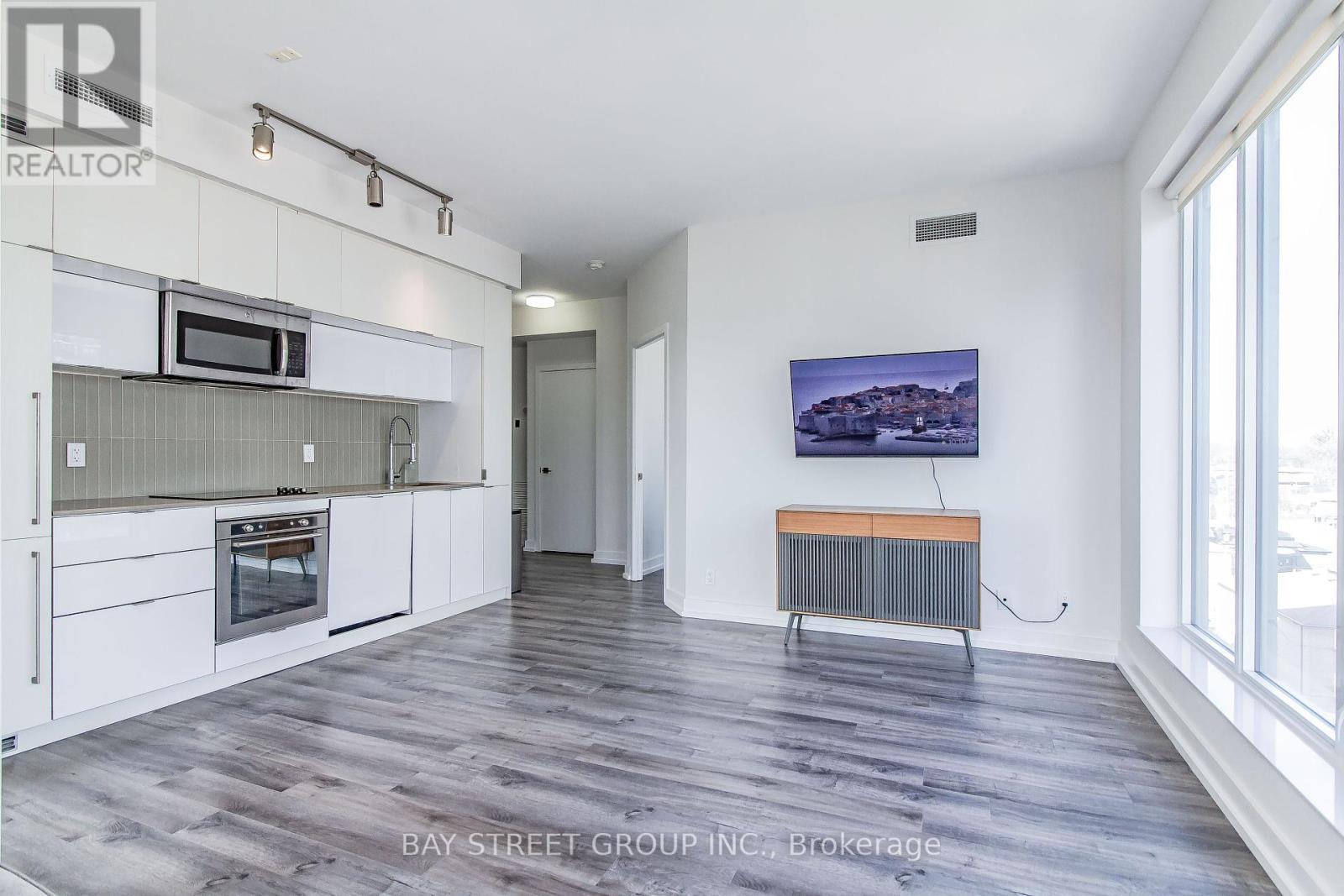 702 (2nd Bedroom) - 28 Avondale Avenue, Toronto, Ontario  M2N 0K2 - Photo 8 - C12112950