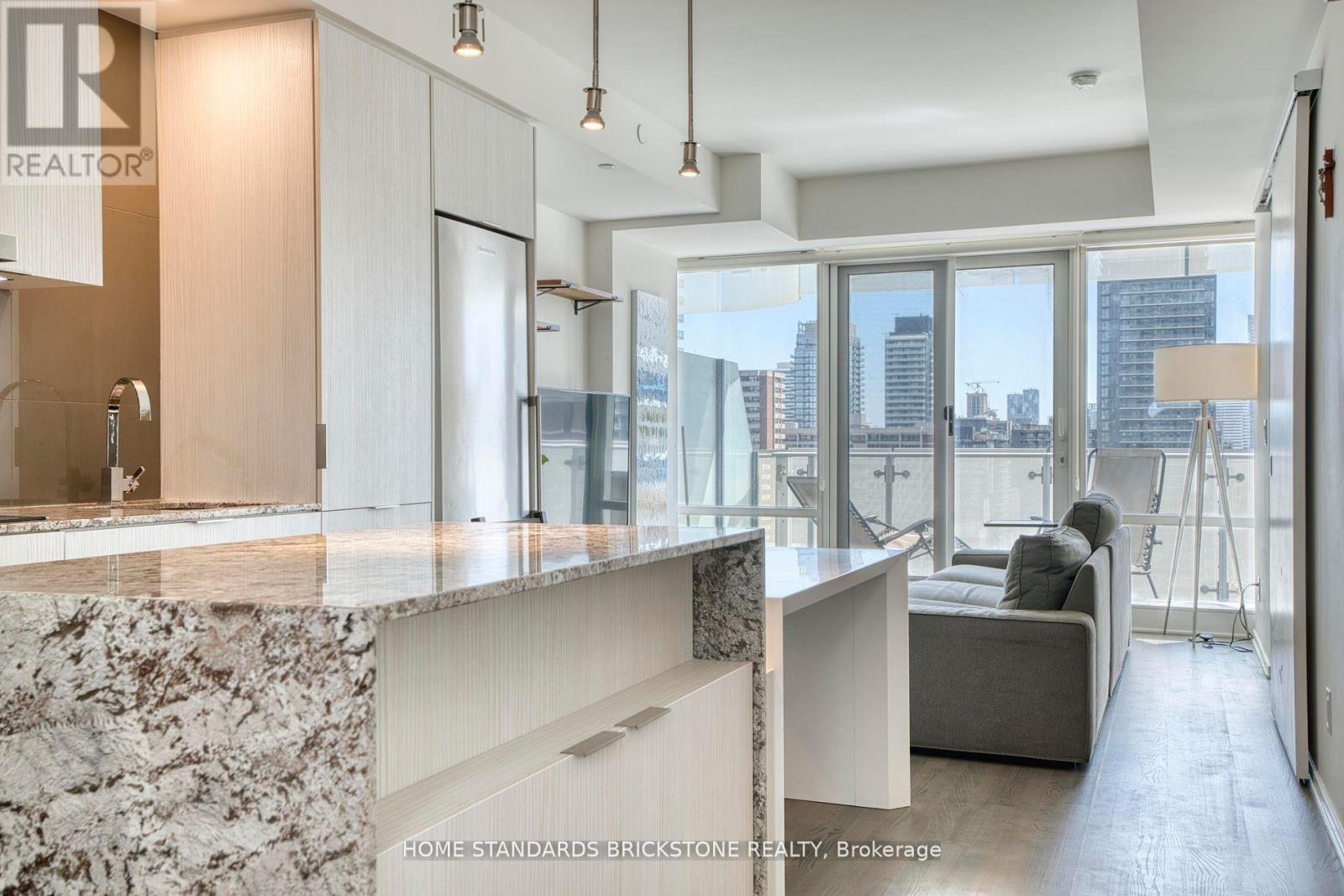 Property at 1306 - 1 BLOOR STREET E image 5
