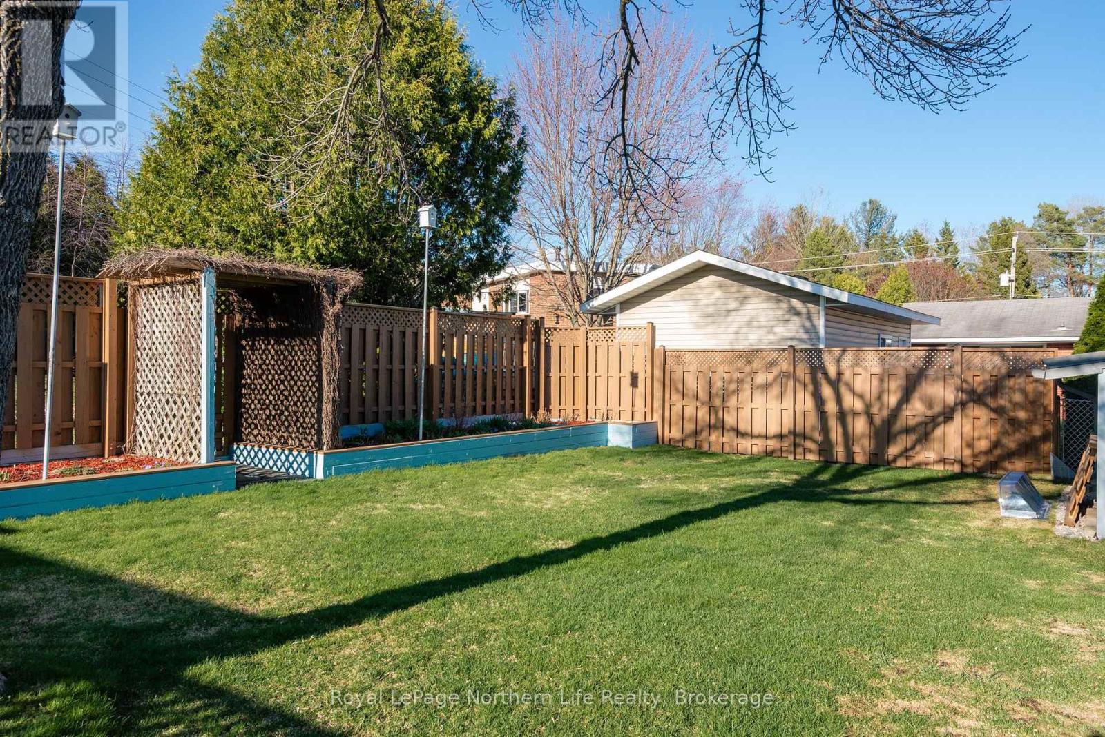 2091 Mckeown Avenue, North Bay (Widdifield), Ontario  P1B 7N8 - Photo 40 - X12112941