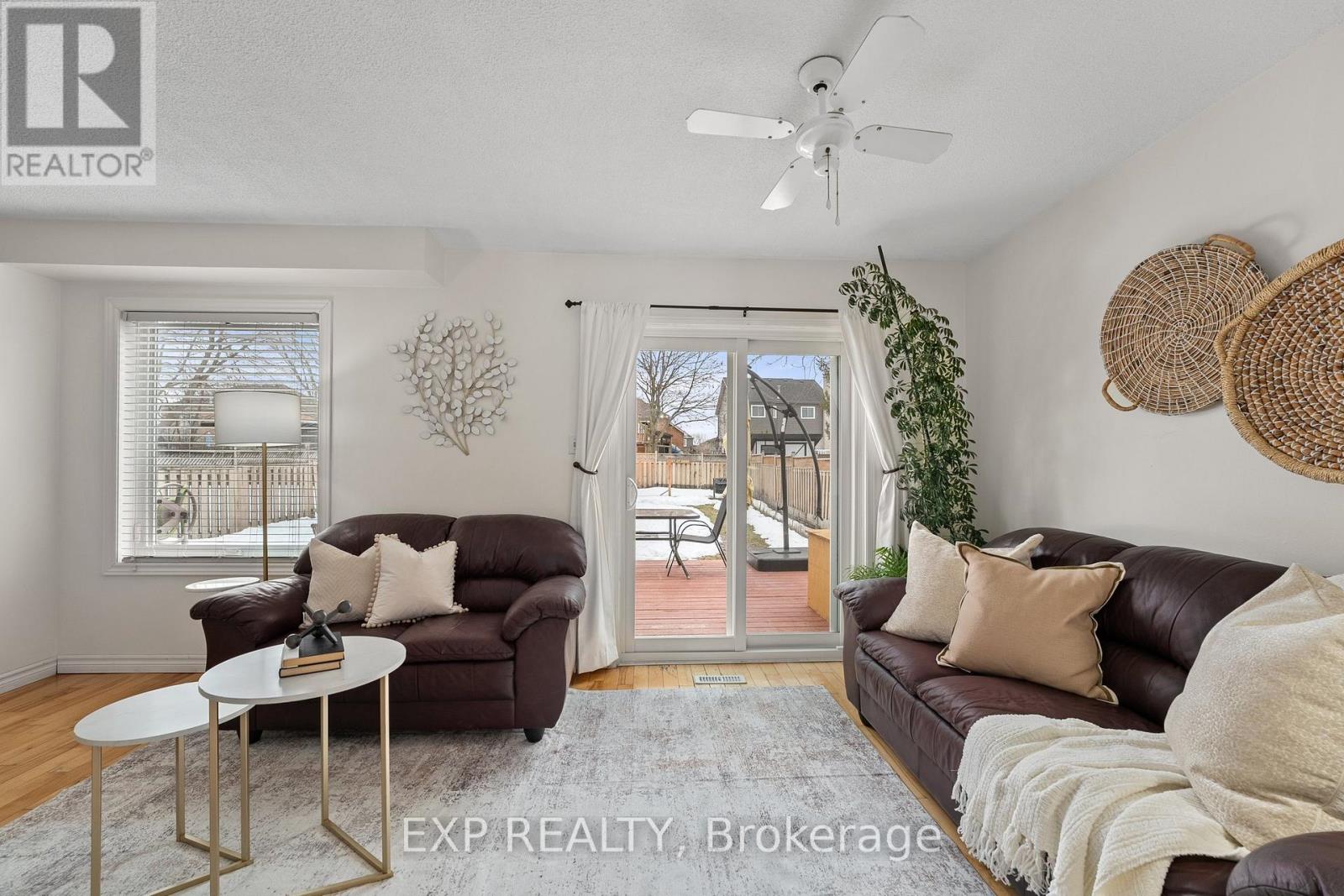 26 Kyle Crescent, Georgina, Ontario  L4P 3P5 - Photo 6 - N12112792