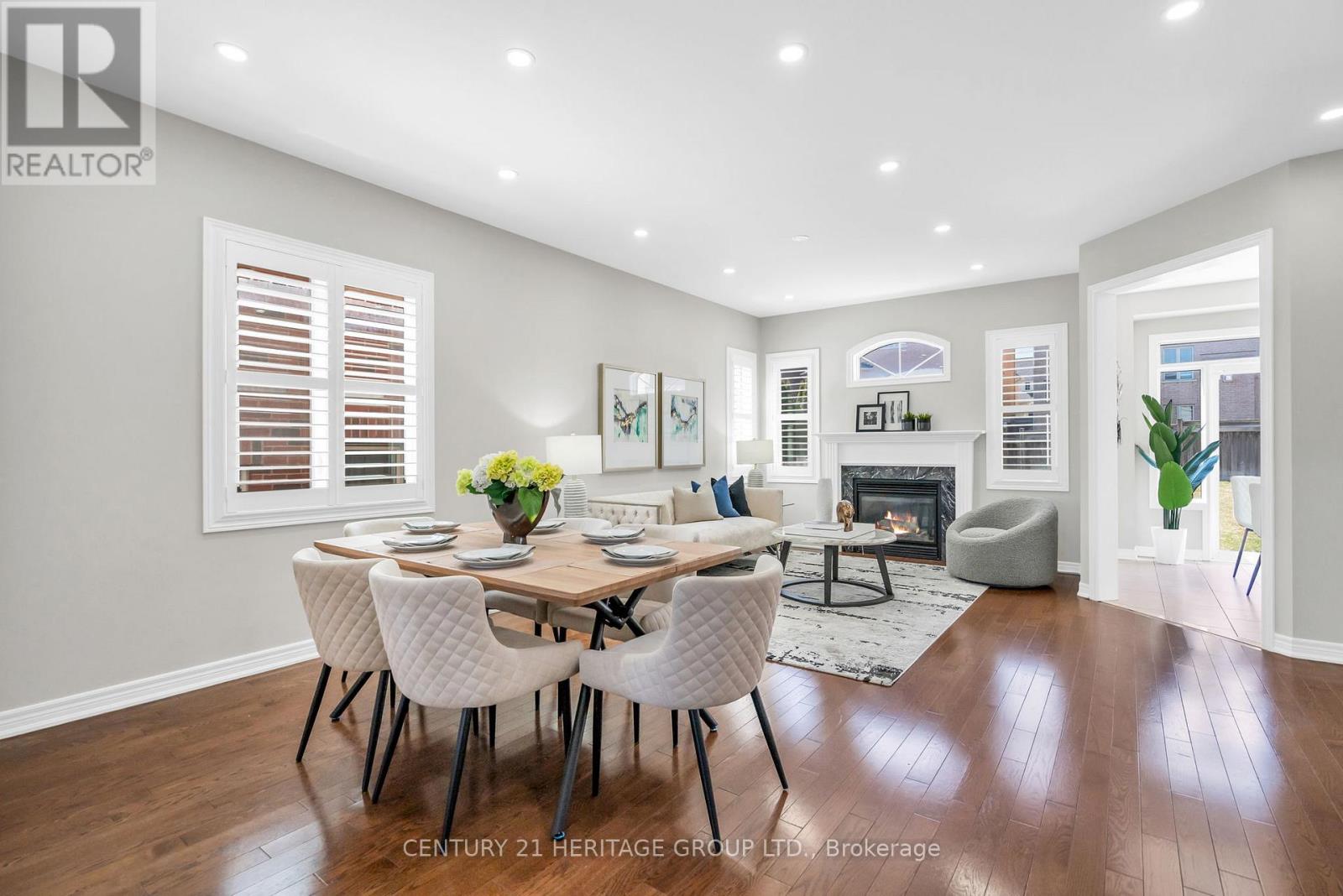 Property at 406 MAVRINAC BOULEVARD image 3