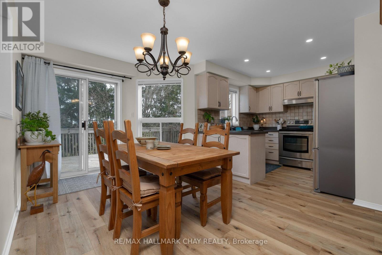 47 Finlay Road, Barrie (West Bayfield), Ontario  L4N 7T7 - Photo 12 - S12112895