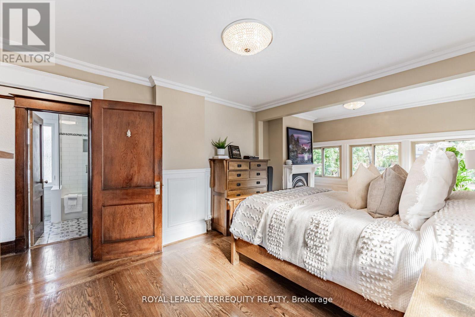 35 Joseph Street, Toronto, Ontario  M9N 2H9 - Photo 14 - W12112909