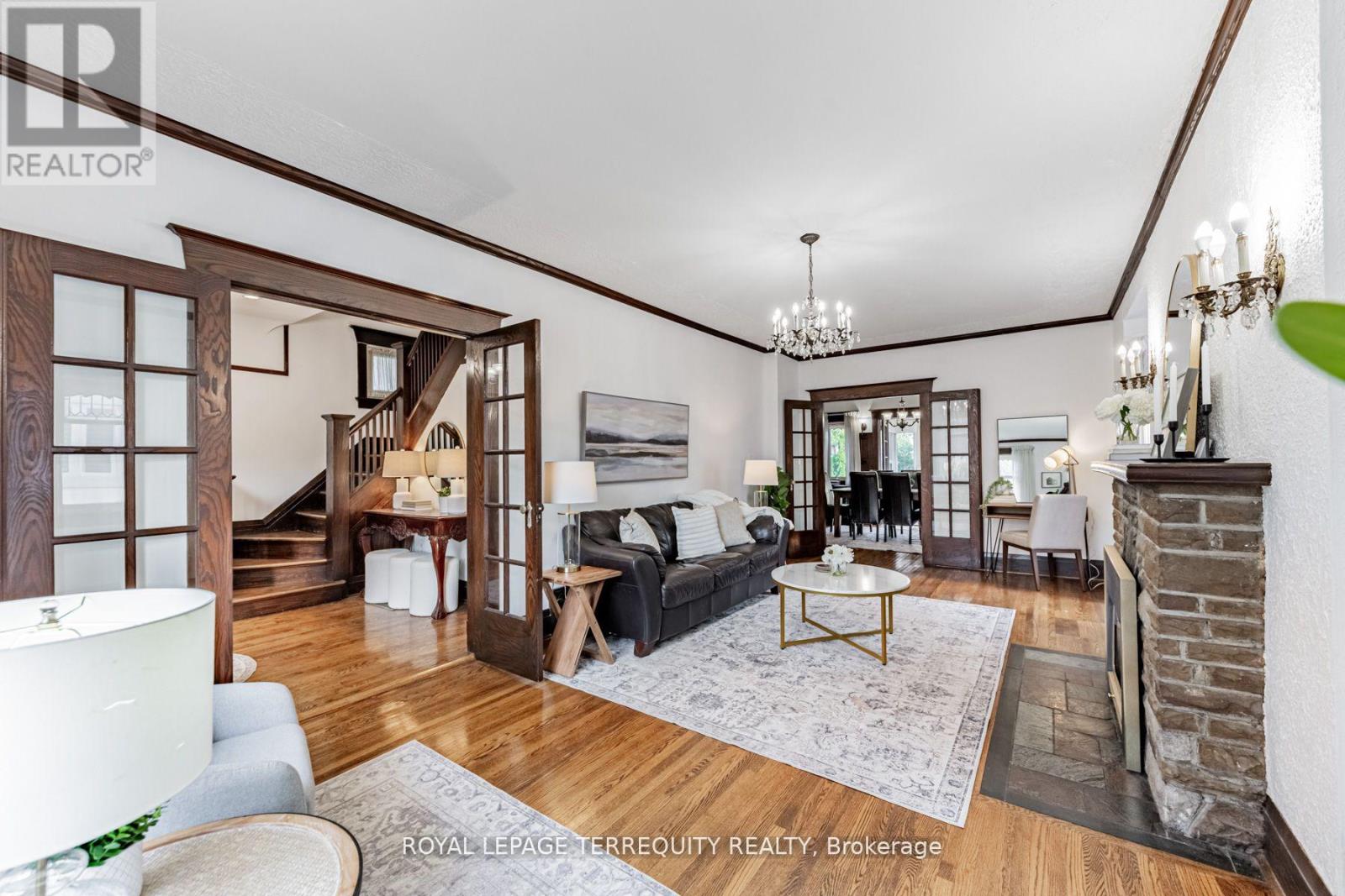35 Joseph Street, Toronto, Ontario  M9N 2H9 - Photo 6 - W12112909
