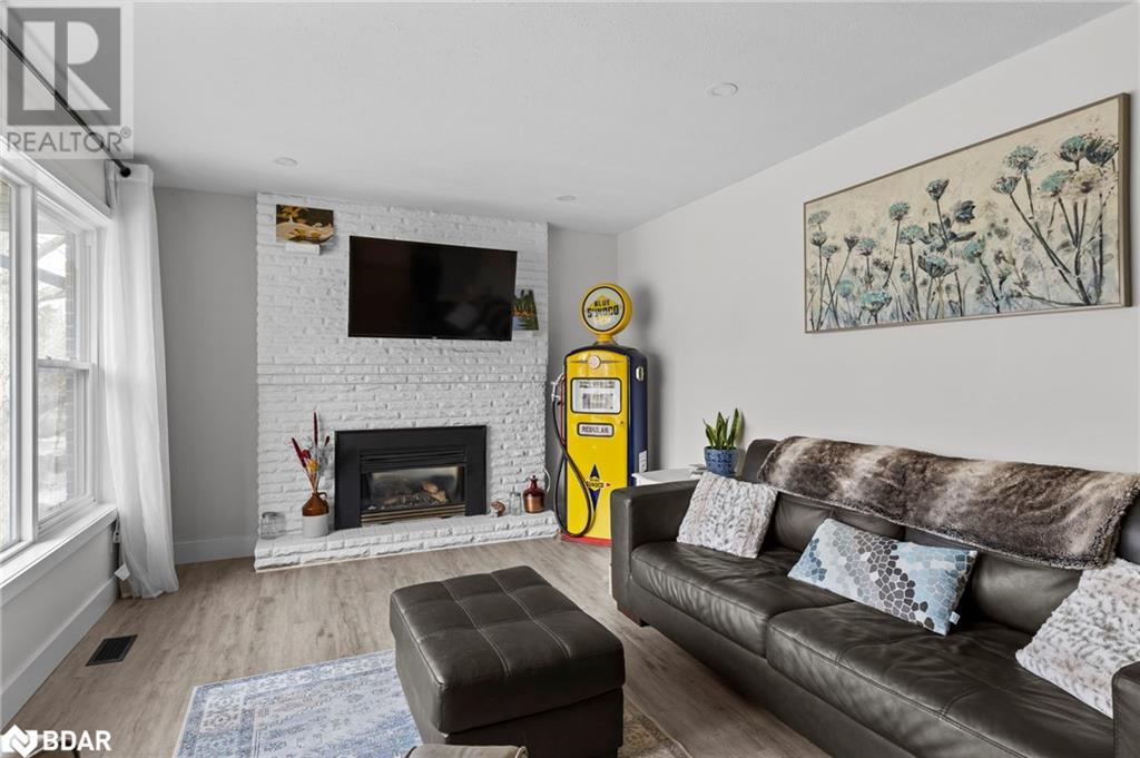 99 Wellington Street E, Barrie, Ontario  L4M 2C6 - Photo 13 - 40722911