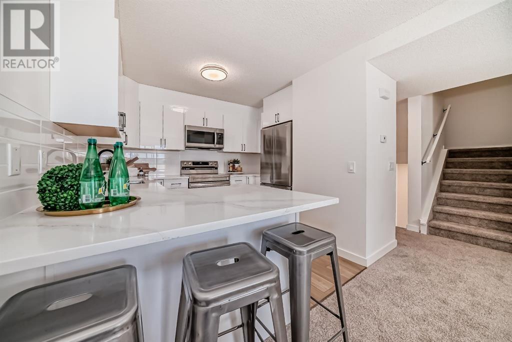 Property at 138, 3015 51 Street SW image 4