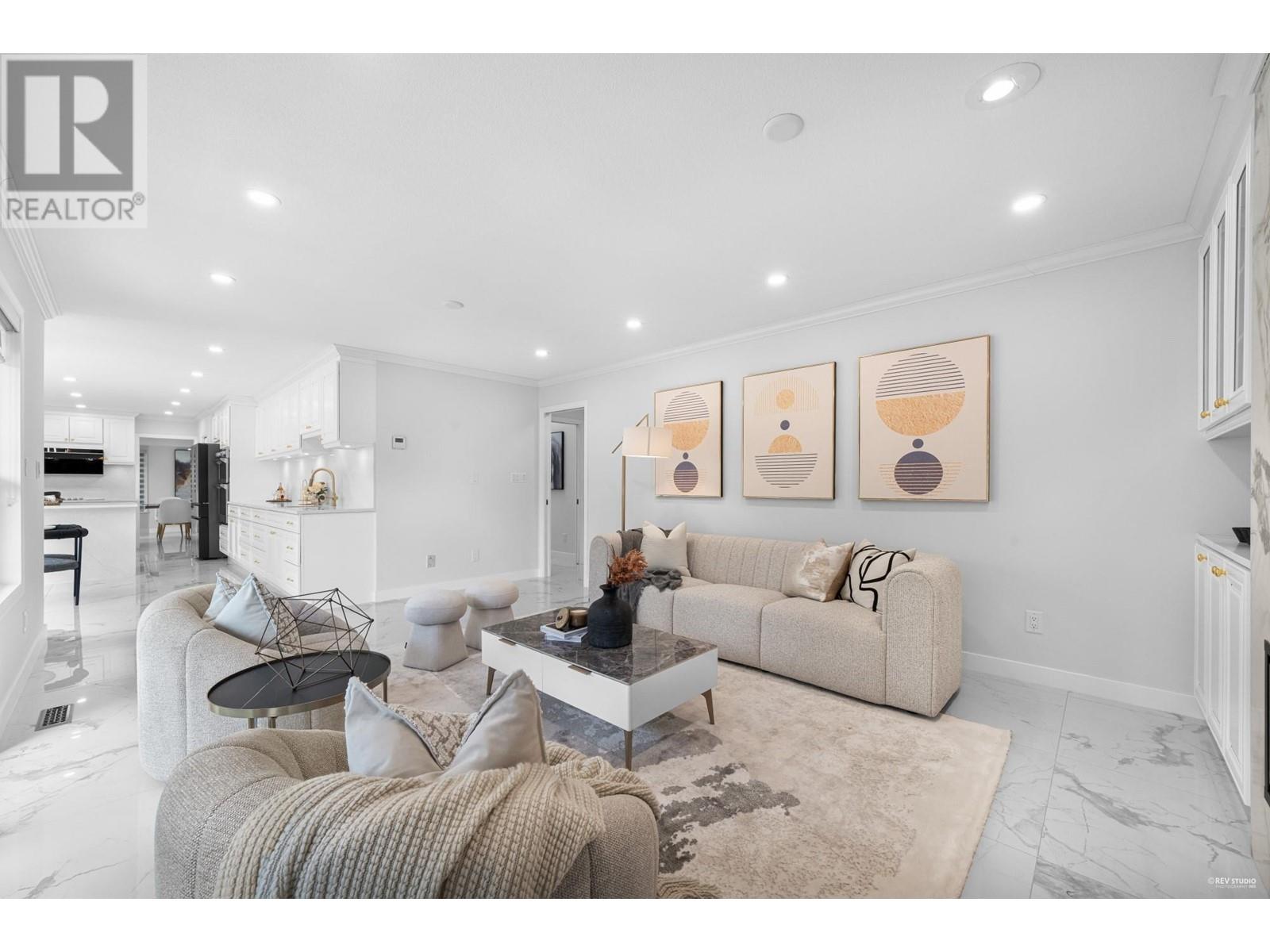 Listing Picture 26 of 39 : 9791 NO. 4 ROAD, Richmond / 烈治文 - 魯藝地產 Yvonne Lu Group - MLS Medallion Club Member