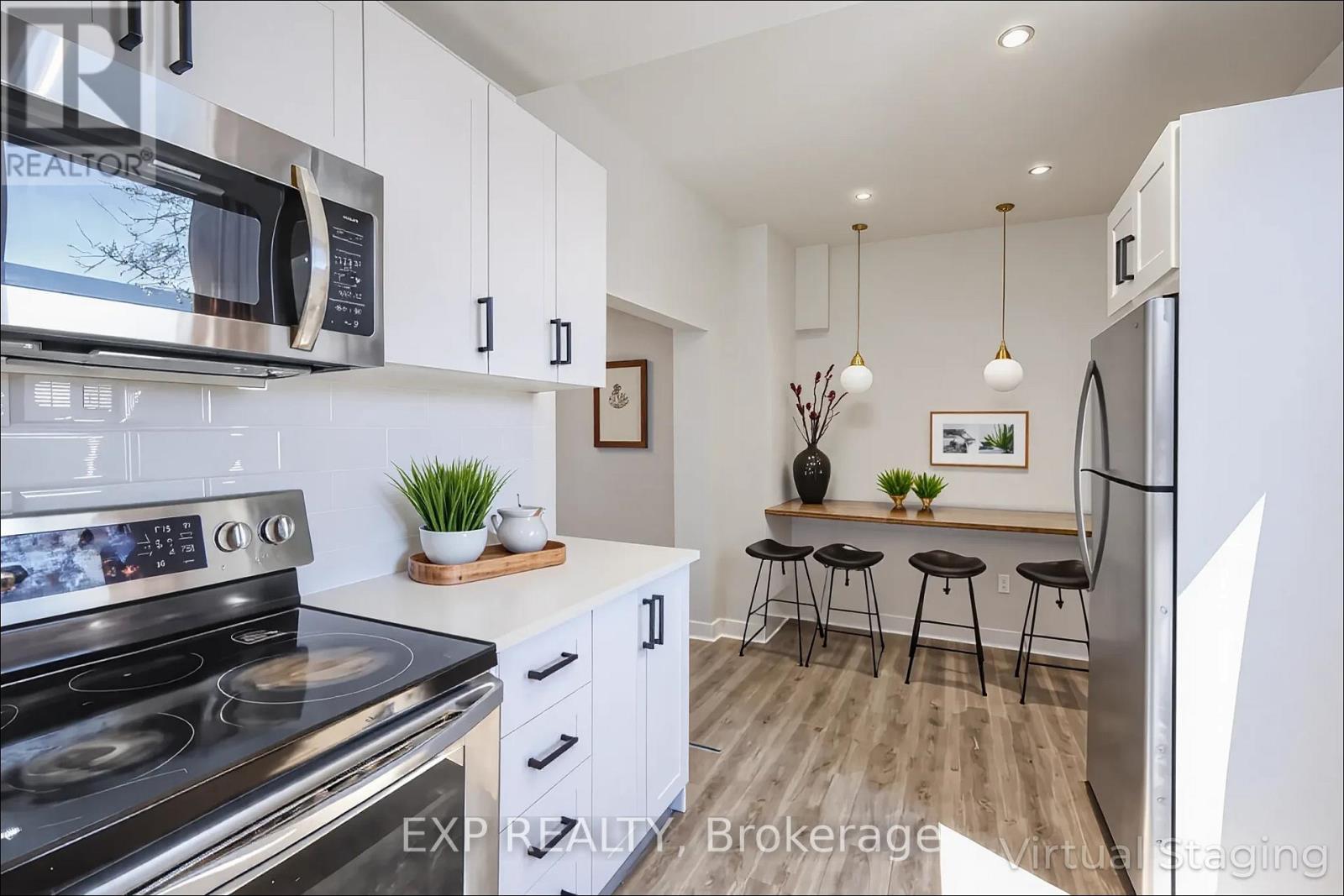 Property at 346 EMERALD STREET N image 4