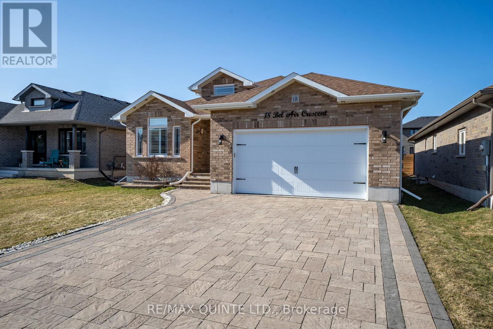 Property at 18 BEL AIR CRESCENT image 1