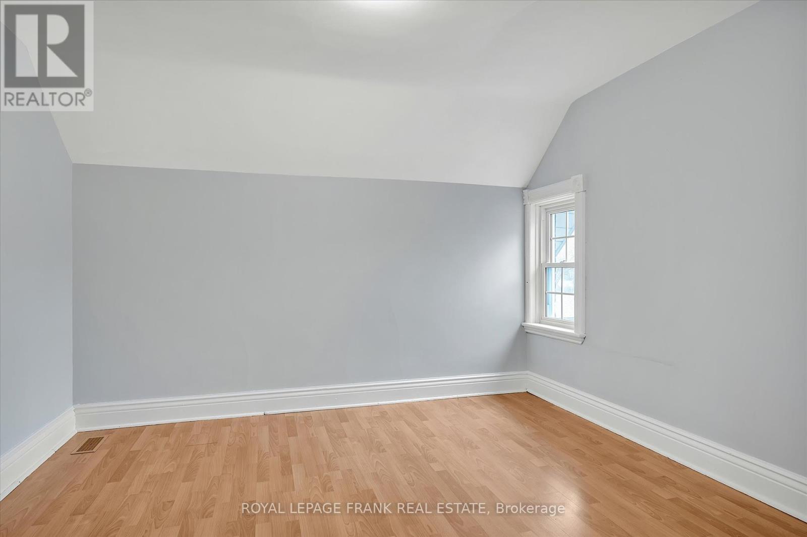 505 Chamberlain Street, Peterborough Central, Ontario  K9J 4L3 - Photo 22 - X12113060