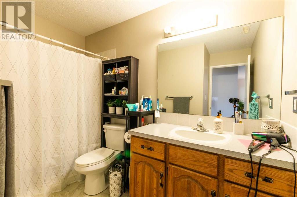 4814 49 Street, Stettler, Alberta  T0C 2L1 - Photo 41 - A2142005
