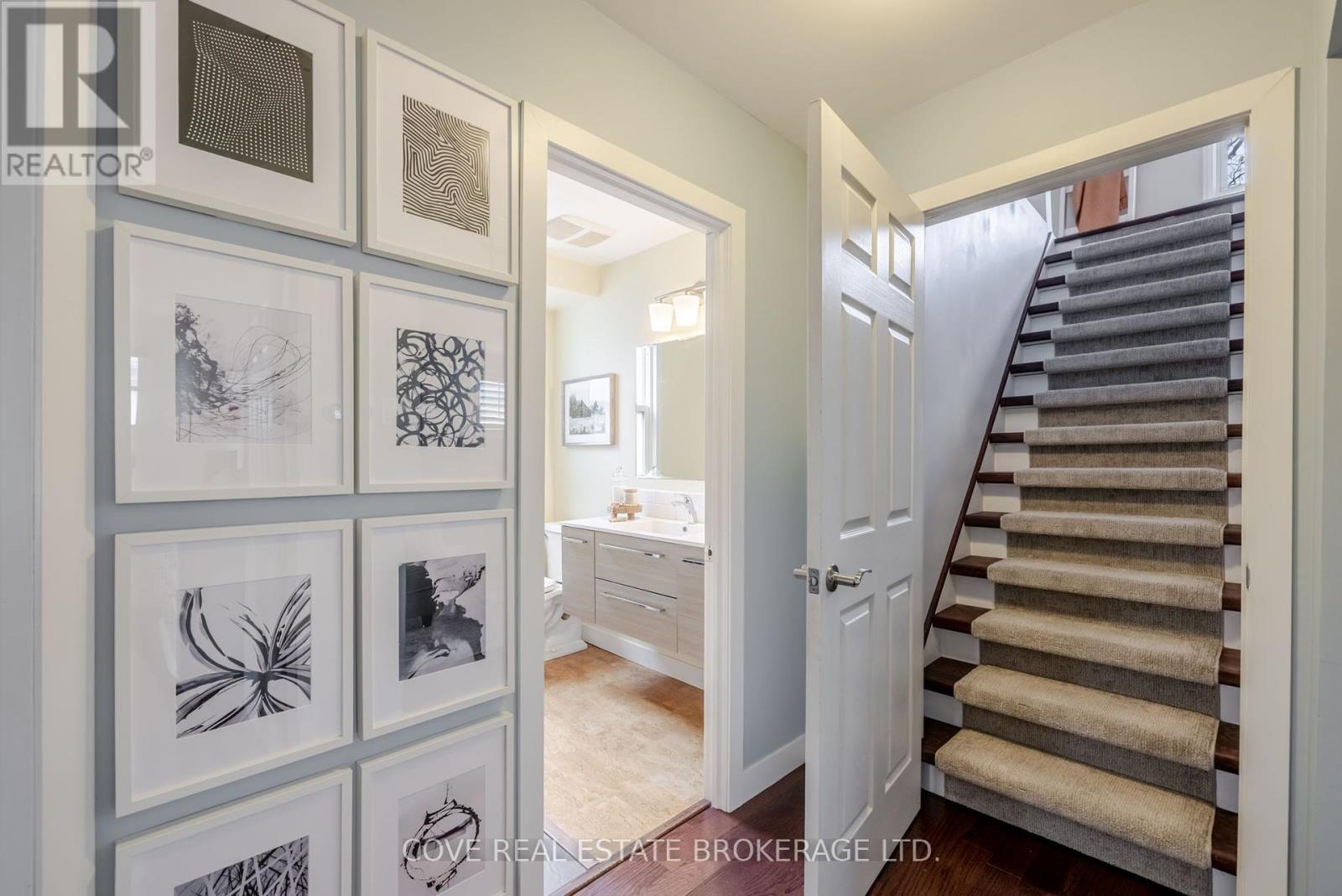 488 Central Avenue, London East, Ontario N6B 2G1 - Photo 17 - X12113018