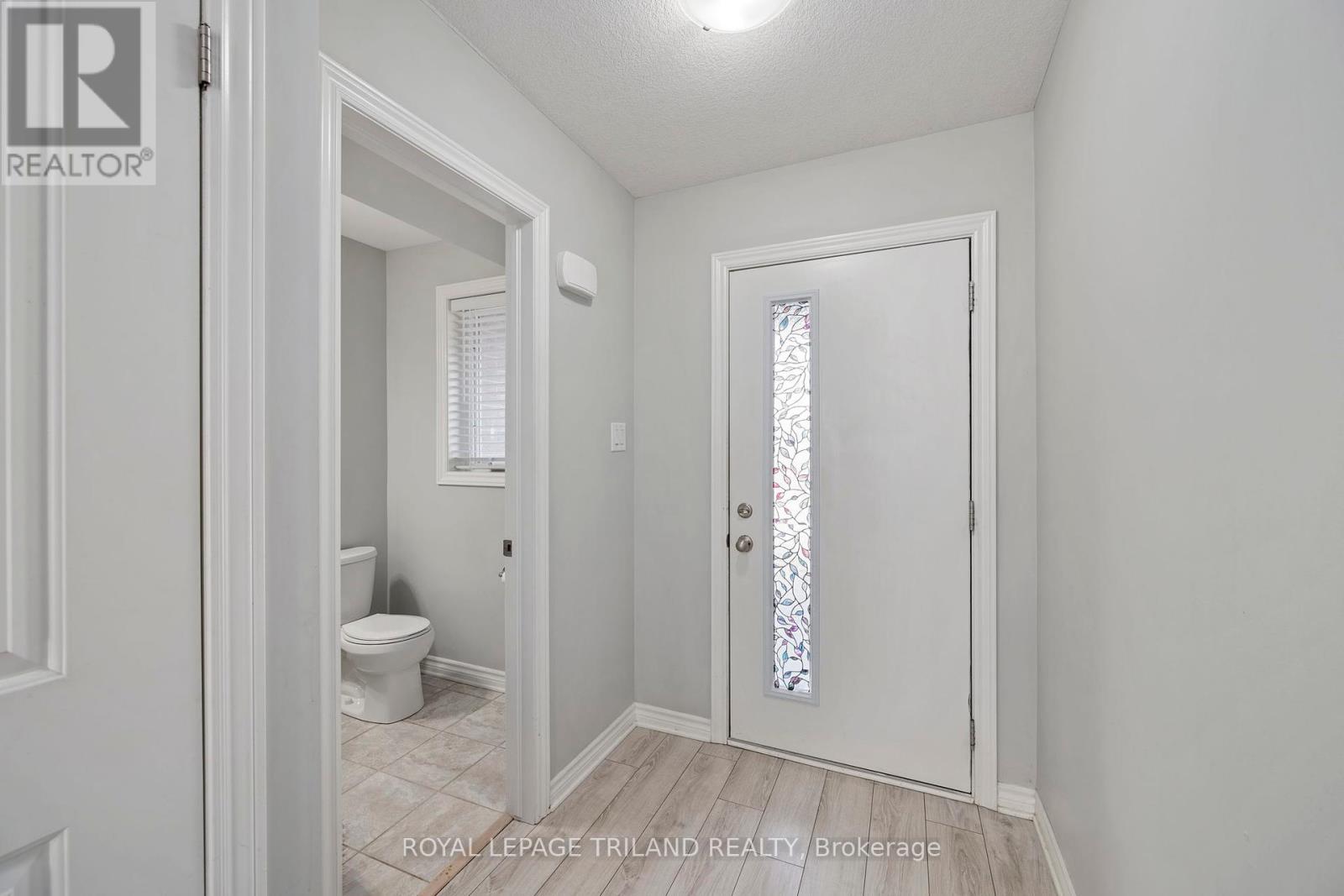 Property at 1273 MICHAEL CIRCLE image 4