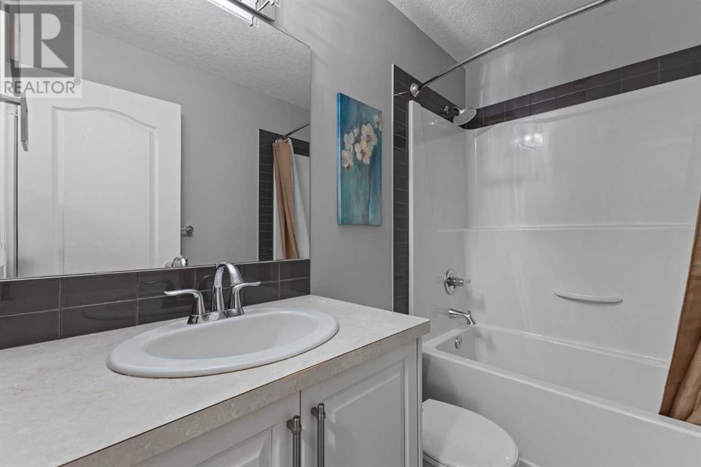 2067 Brightoncrest Common Se, Calgary, Alberta  T2Z 1E7 - Photo 29 - A2204745