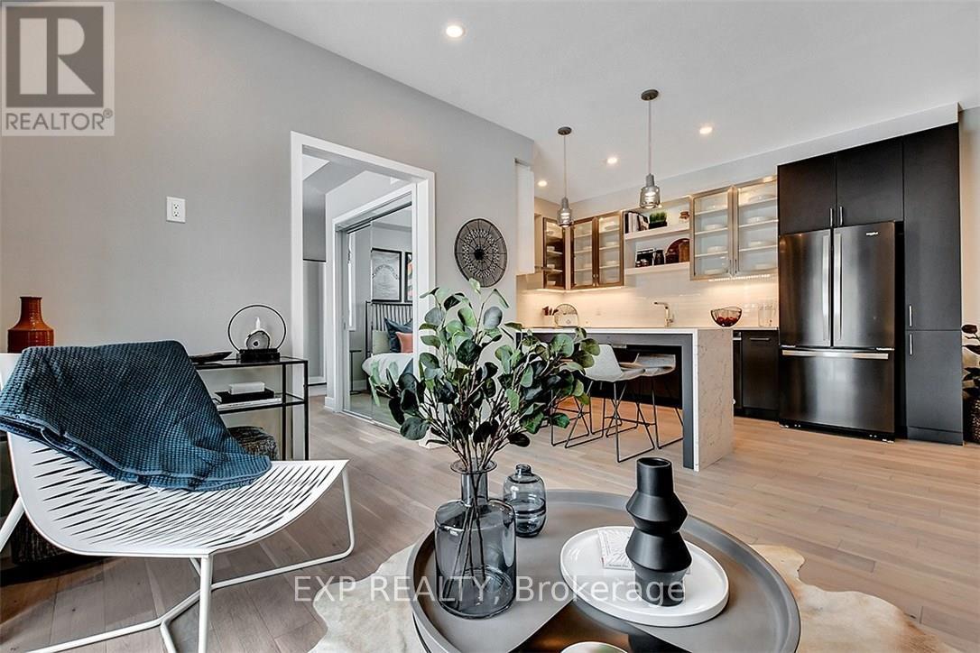 2208 - 3600 Brian Coburn Boulevard, Ottawa, Ontario  K4A 0M7 - Photo 5 - X12113005