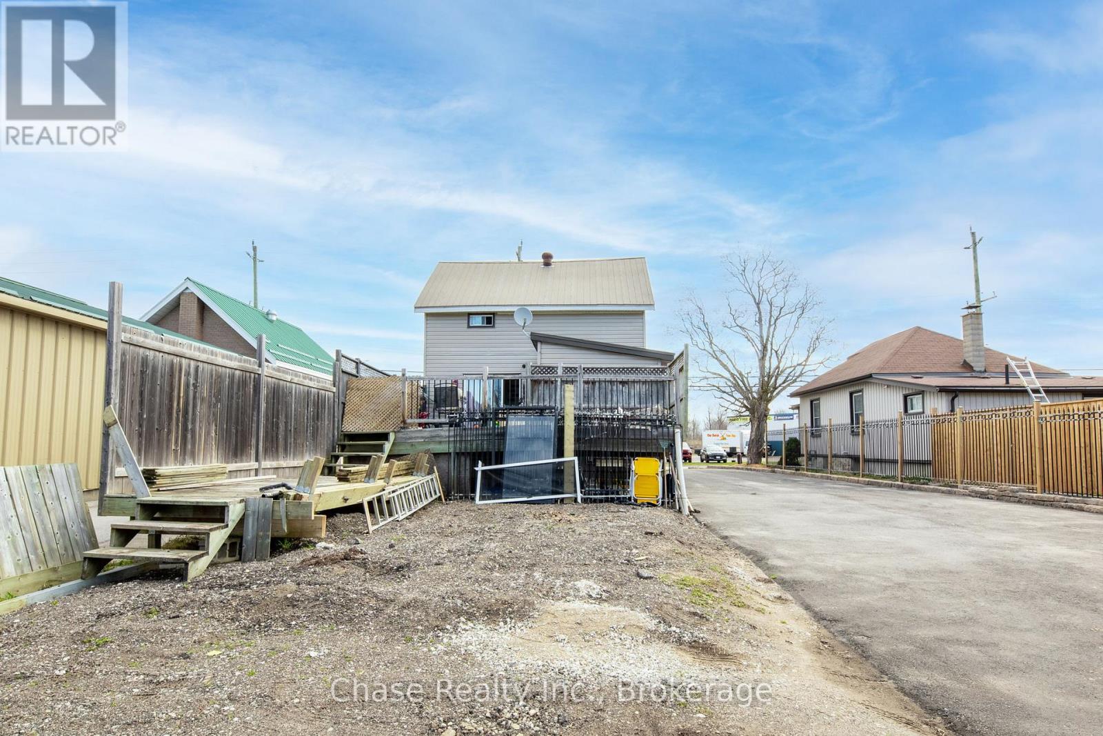 16 Fifth Street W, Midland, Ontario  L4R 3V2 - Photo 34 - S12113095