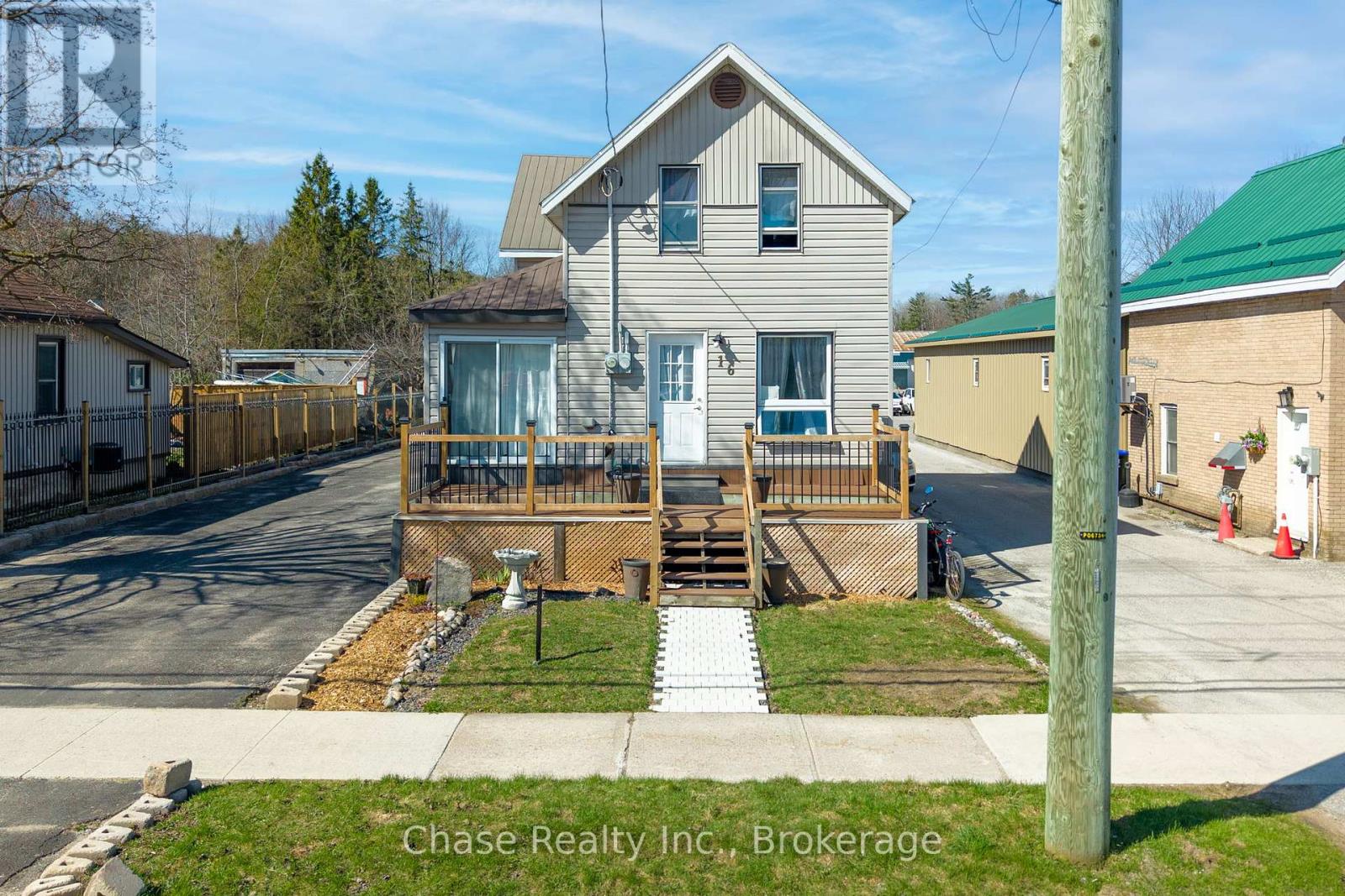 16 Fifth Street W, Midland, Ontario  L4R 3V2 - Photo 36 - S12113095